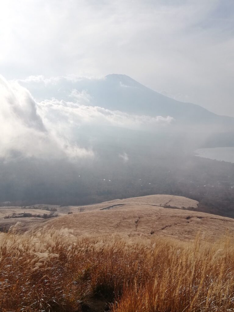 明神山　